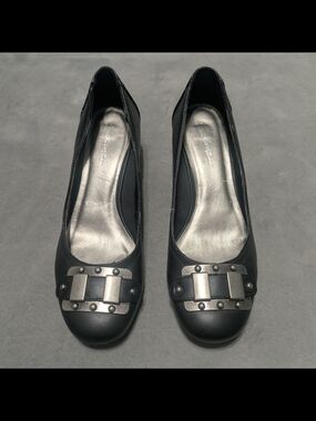 Solanz Black Steampunk Stud-Buckle Faux Leather Wedges Sz 7